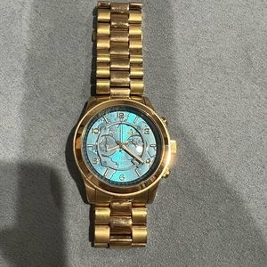 Michael kors gold watch